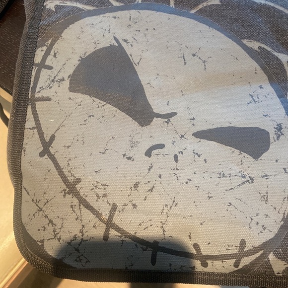 Disney The Nightmare Before Christmas Pin Bag - Picture 12 of 12